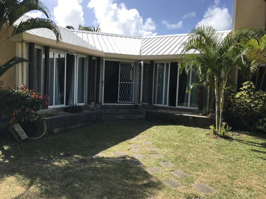 H&K Villa Blue Bay Exterior photo
